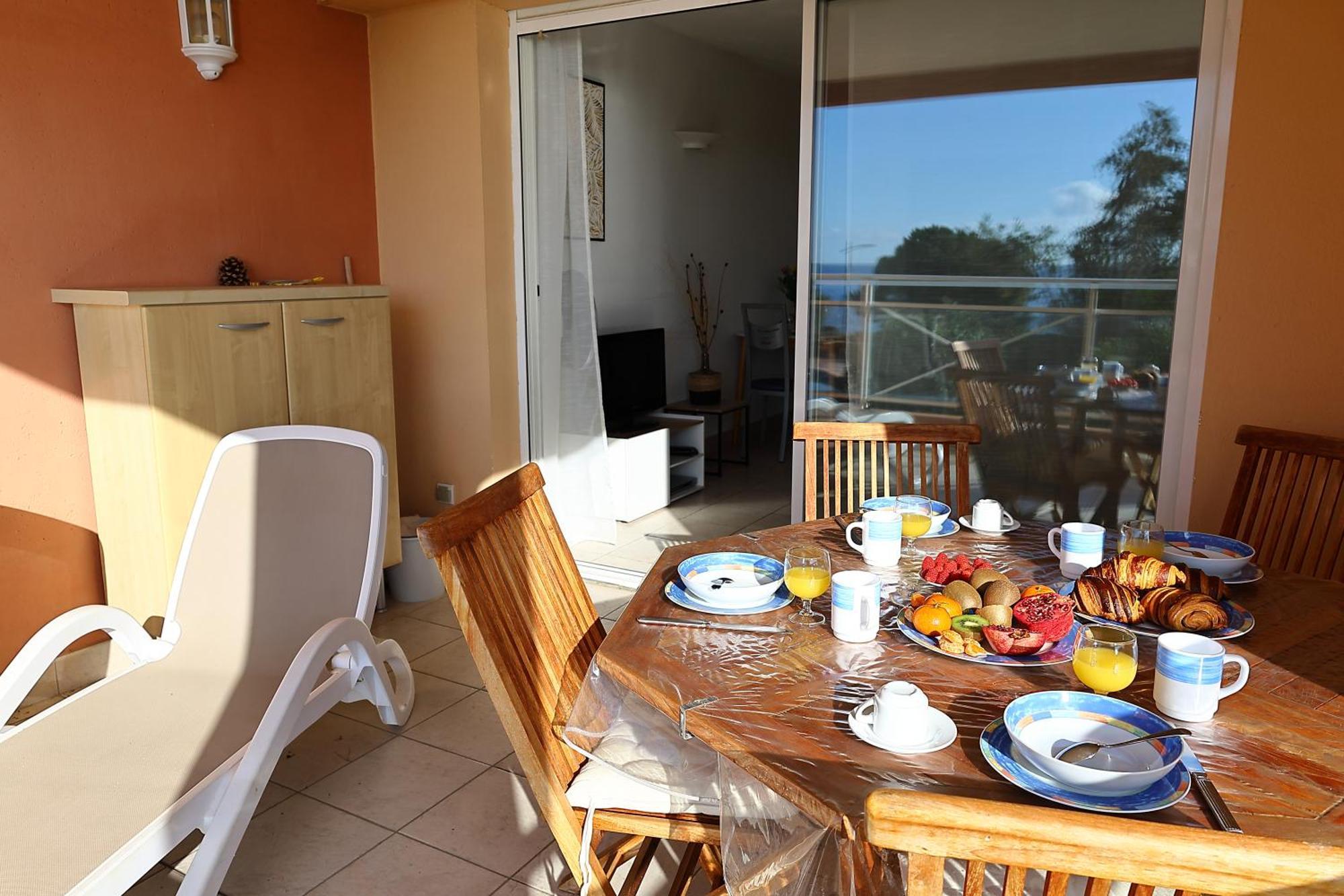 Superbe T2 Vue Mer - Piscine & Plage A 100M Ajaccio  Eksteriør billede
